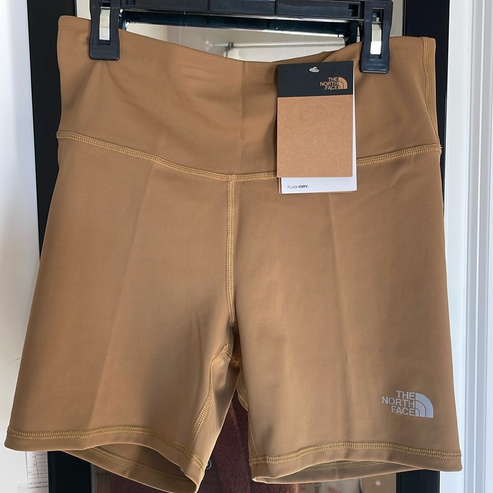 The North Face Elvtn bike shorts in utility brown